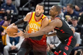 九游体育官网-包含重磅！国际比赛日多伦多猛龙备战CBA常规赛洛杉矶湖人今夜扳平良机，孟菲斯灰熊防线松动备战中超的词条