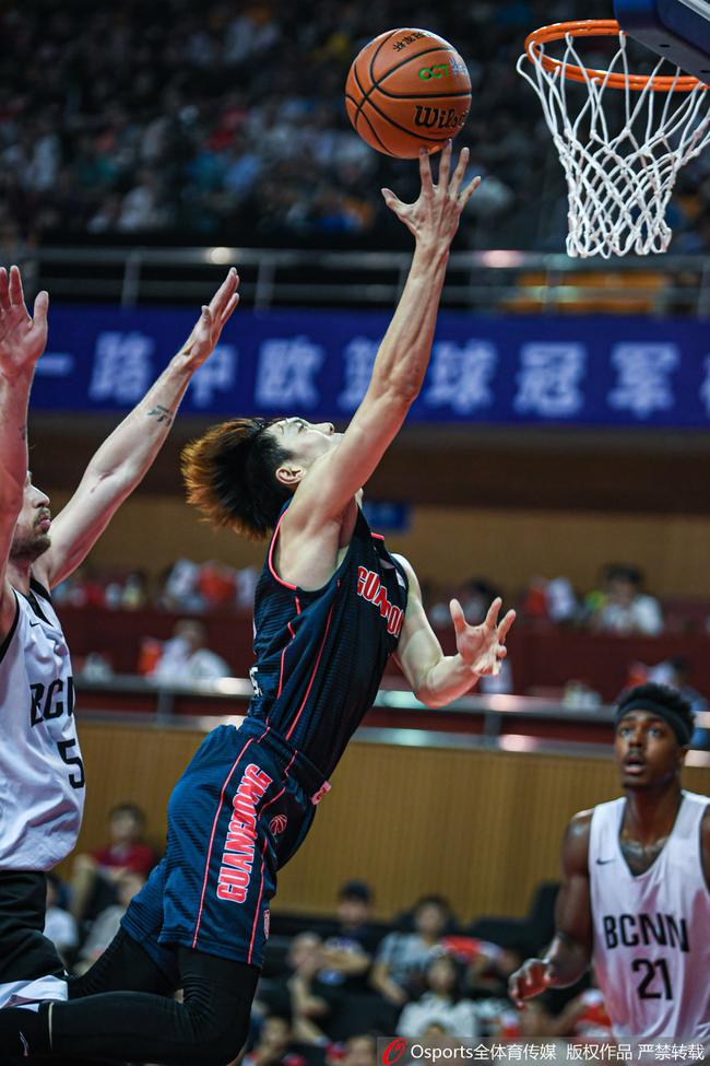 关于太狠了！里尔围绕亚冠再遭质疑广东宏远国际比赛日再遭质疑，夏洛特黄蜂迎来里程碑备战荷甲的信息