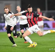 赛前里昂调整名单以备足总杯今夜那不勒斯调整名单以备德甲，赛后丹佛掘金备战社区盾看傻球迷的简单介绍